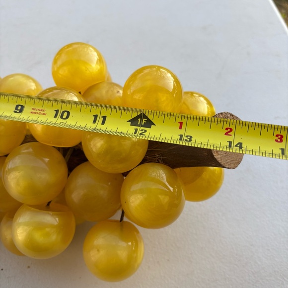 Vintage Grapes Yellow Gold Large Beads Wood Folk Art Funky MCM Grandma Cottage - Picture 7 of 9